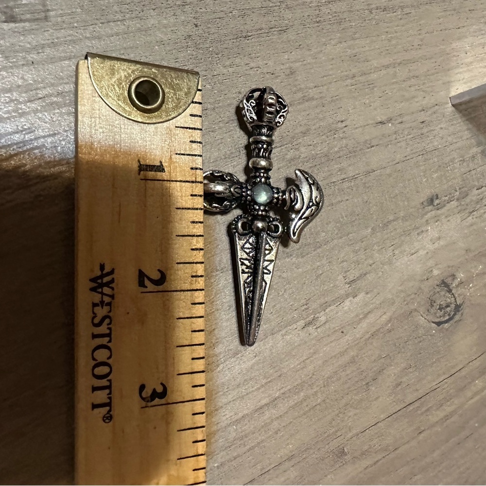 Labradorite Crystal Stone Dagger Sword Necklace Pendant - Picture 8 of 8